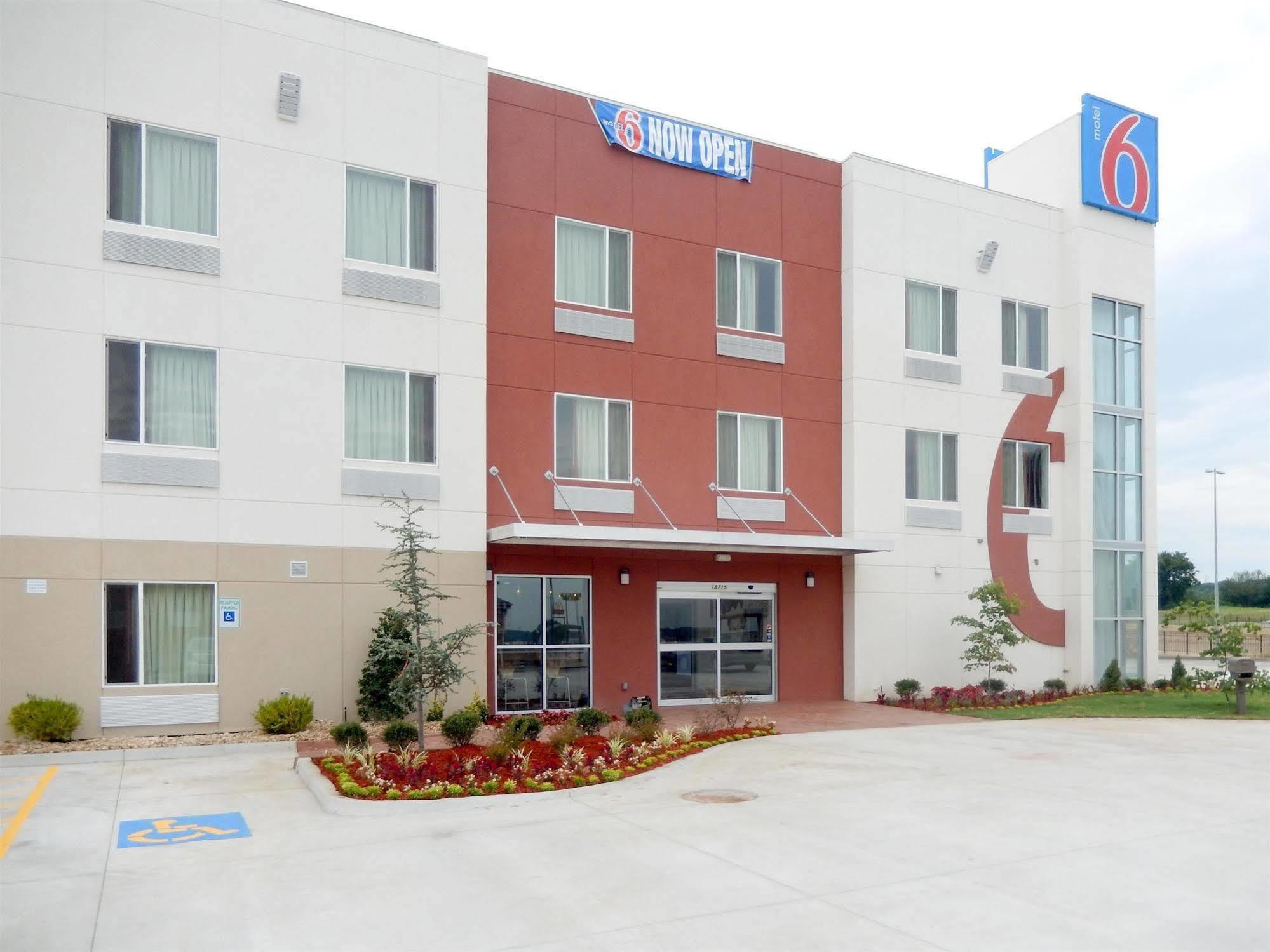 Motel 6-Tulsa, Ok Catoosa Eksteriør bilde
